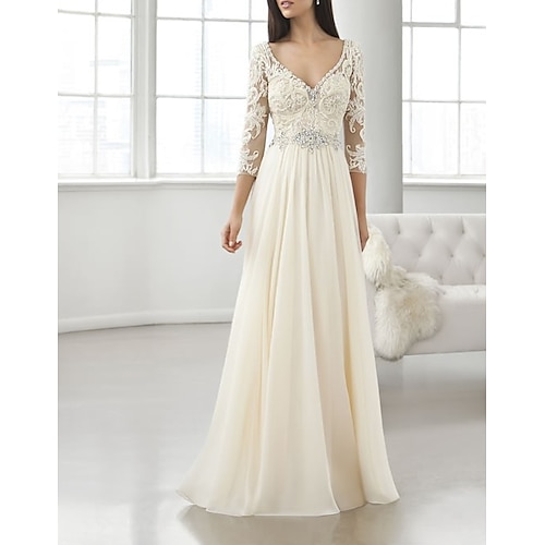 

A-Line Mother of the Bride Dress Elegant V Neck Floor Length Chiffon Lace 3/4 Length Sleeve with Pleats Crystal Brooch 2022