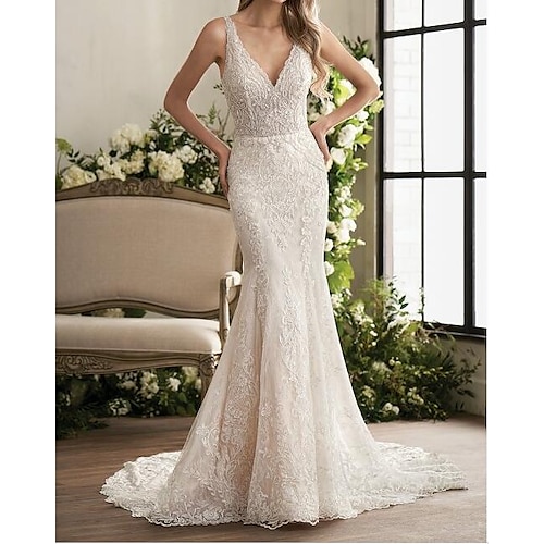 

Mermaid / Trumpet Wedding Dresses V Neck Sweep / Brush Train Lace Sleeveless Country Plus Size with Lace Embroidery 2022