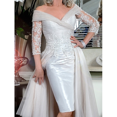 

Sheath / Column Mother of the Bride Dress Elegant Off Shoulder Knee Length Satin Lace Tulle 3/4 Length Sleeve with Pleats Appliques 2022