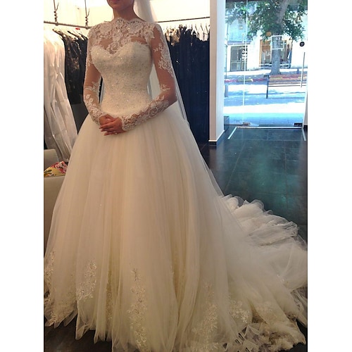 

A-Line Wedding Dresses Jewel Neck Court Train Lace Tulle Long Sleeve Formal Sexy with Appliques 2022