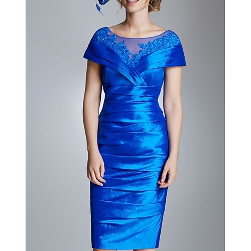 

Sheath / Column Mother of the Bride Dress Elegant Jewel Neck Knee Length Satin Short Sleeve with Embroidery Ruching 2022