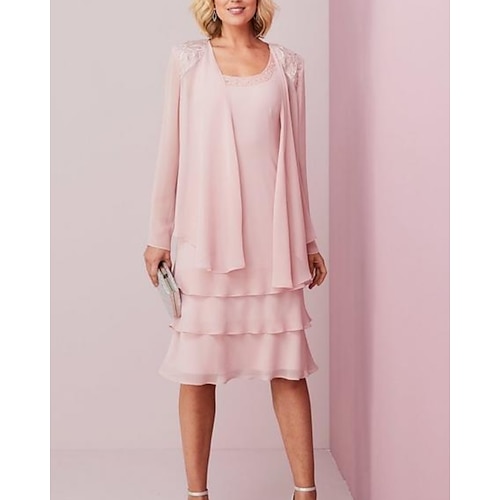 

Two Piece Sheath / Column Mother of the Bride Dress Elegant Scoop Neck Knee Length Chiffon Lace Long Sleeve Wrap Included with Cascading Ruffles 2022