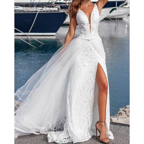 

A-Line Wedding Dresses V Neck Sweep / Brush Train Detachable Lace Tulle Sleeveless Beach with Appliques Split Front 2022