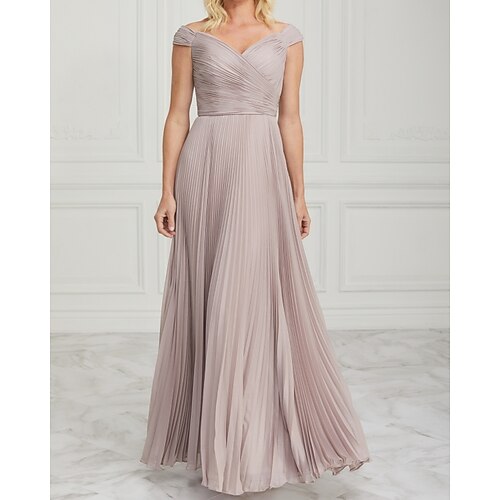

A-Line Mother of the Bride Dress Elegant Off Shoulder Floor Length Chiffon Sleeveless with Pleats Ruching 2022