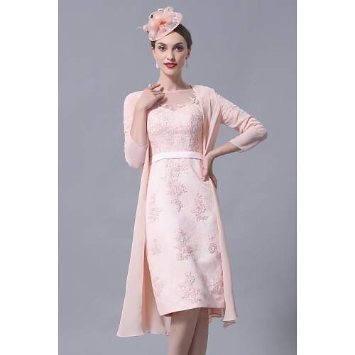 

Sheath / Column Mother of the Bride Dress Vintage Plus Size Elegant Bateau Neck Knee Length Chiffon Lace 3/4 Length Sleeve with Appliques 2022 / See Through