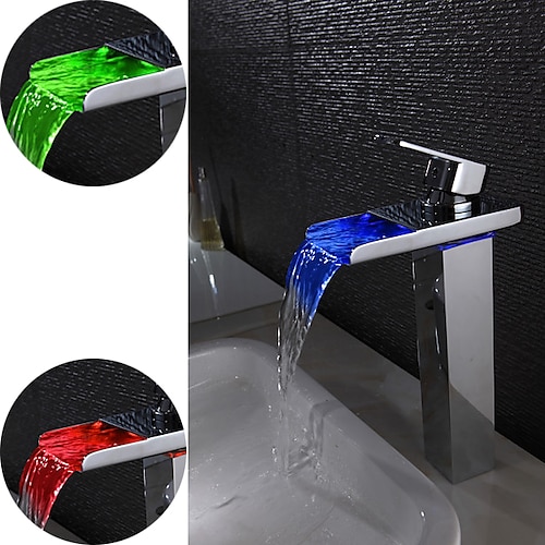 

Bathroom Sink Faucet - Waterfall Chrome Centerset Single Handle One HoleBath Taps / Brass