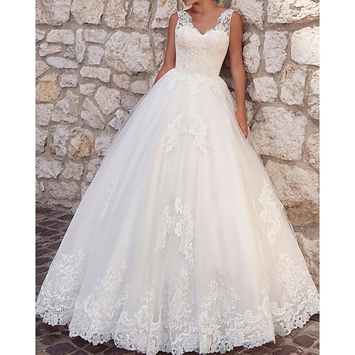 

Ball Gown Wedding Dresses V Neck Floor Length Lace Tulle Sleeveless Country with Appliques 2022