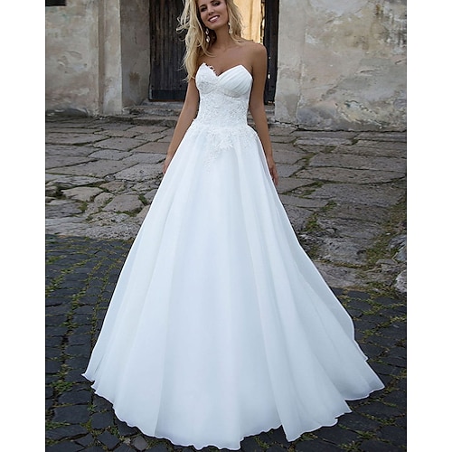 

A-Line Wedding Dresses Sweetheart Neckline Sweep / Brush Train Tulle Sleeveless Country with Ruched Appliques 2022