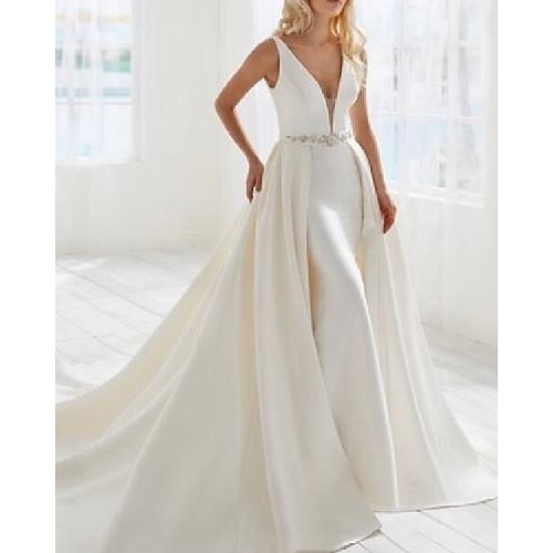 

Sheath / Column Wedding Dresses V Neck Floor Length Detachable Satin Sleeveless Country Simple with Crystal Brooch 2022