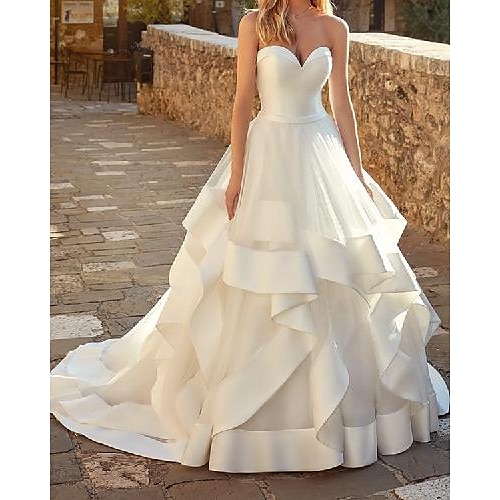 

A-Line Wedding Dresses Strapless Sweep / Brush Train Satin Tulle Sleeveless Country Simple with Cascading Ruffles 2022