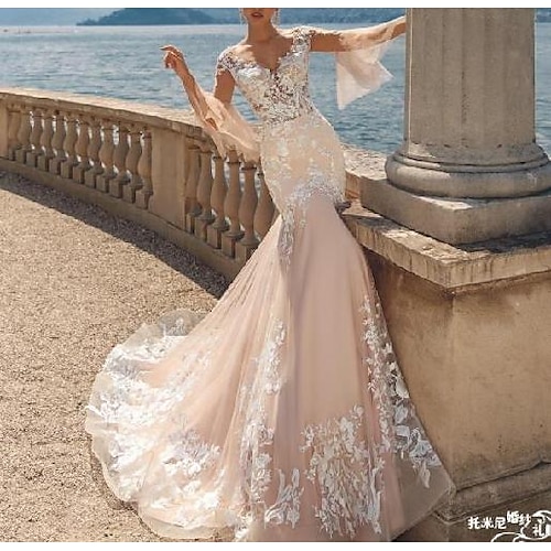 

Mermaid / Trumpet Wedding Dresses V Neck Court Train Lace Tulle Long Sleeve Romantic with Appliques 2022