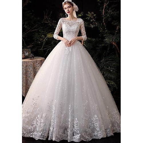 

Princess Ball Gown Wedding Dresses Jewel Neck Floor Length Lace 3/4 Length Sleeve Formal Romantic Sparkle & Shine with Pleats Appliques 2022