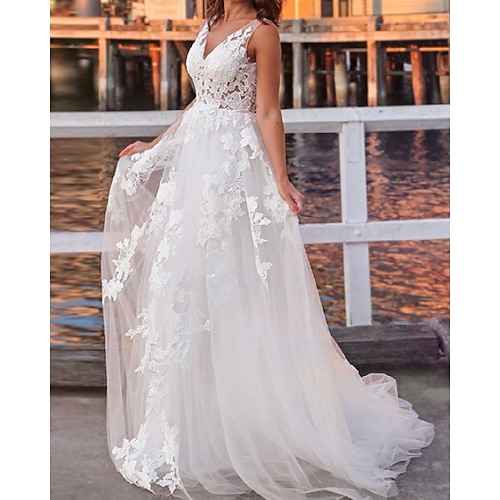 

A-Line Wedding Dresses V Neck Sweep / Brush Train Lace Tulle Sleeveless Country Romantic Beach with Appliques 2022