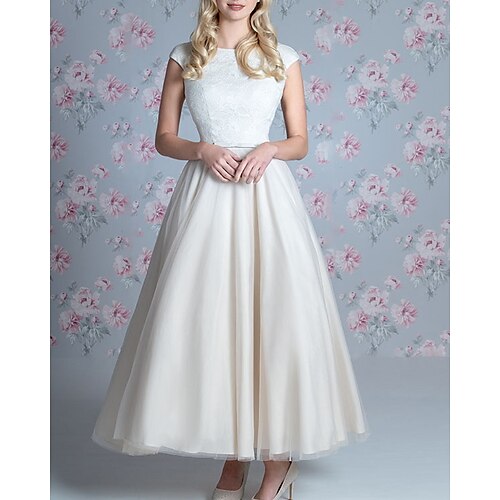 

A-Line Bridesmaid Dress Jewel Neck Sleeveless Elegant Ankle Length Lace / Tulle with Appliques 2022