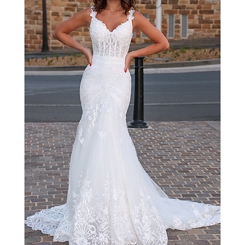 

Mermaid / Trumpet Wedding Dresses V Neck Sweep / Brush Train Lace Tulle Sleeveless Country Romantic with Appliques 2022