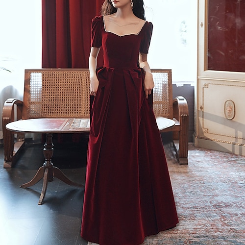 

A-Line Evening Gown Elegant Dress Prom Floor Length Short Sleeve Scoop Neck Velvet Backless with Beading 2022