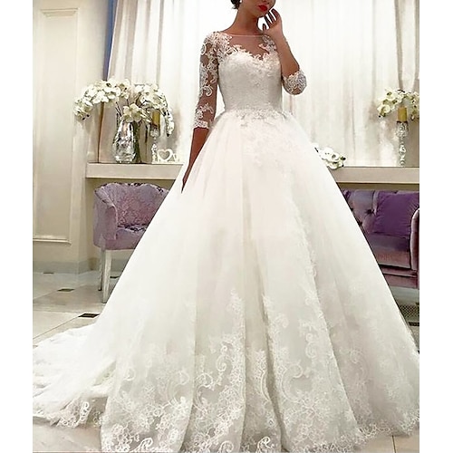 

Princess Ball Gown Wedding Dresses Jewel Neck Court Train Lace Tulle 3/4 Length Sleeve Formal Romantic Luxurious with Pleats Appliques 2022