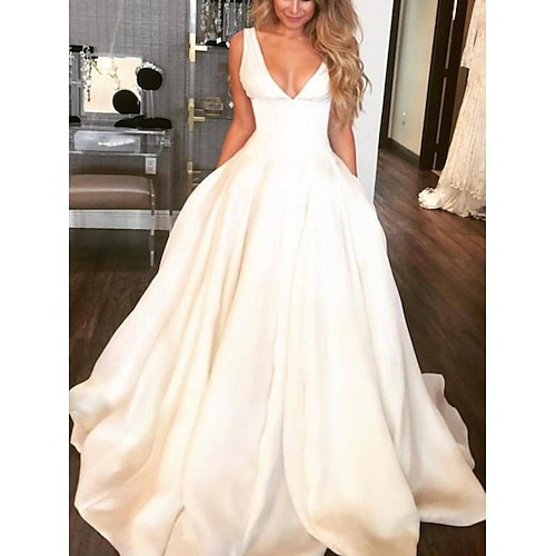 

A-Line Wedding Dresses V Neck Court Train Stretch Fabric Sleeveless Simple with Pleats 2022