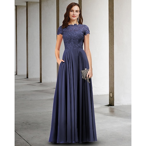 

A-Line Mother of the Bride Dress Elegant Jewel Neck Floor Length Chiffon Lace Short Sleeve with Pleats Appliques 2022