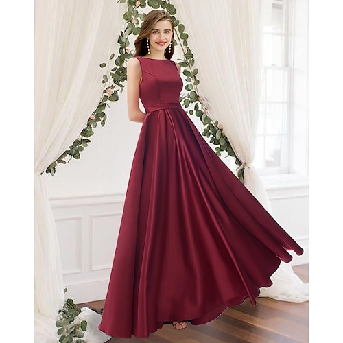 

A-Line Bridesmaid Dress Jewel Neck Sleeveless Elegant Floor Length Charmeuse with Pleats 2022