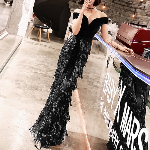

Mermaid / Trumpet Glittering Elegant Party Wear Formal Evening Dress Off Shoulder Short Sleeve Floor Length Sequined with Sequin Tassel 2022