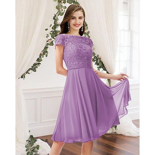 

A-Line Bridesmaid Dress Jewel Neck Sleeveless Elegant Knee Length Chiffon / Lace with Pleats 2022