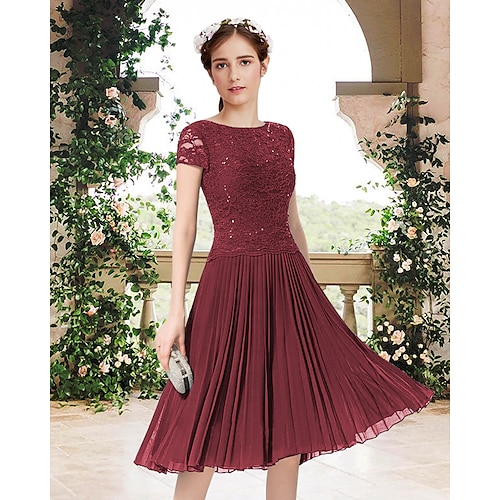 

A-Line Bridesmaid Dress Jewel Neck Short Sleeve Elegant Knee Length Chiffon / Lace with Pleats 2022
