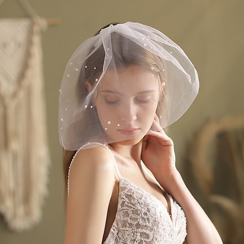 

One-tier Vintage Style / Sweet Wedding Veil Blusher Veils with Faux Pearl Tulle