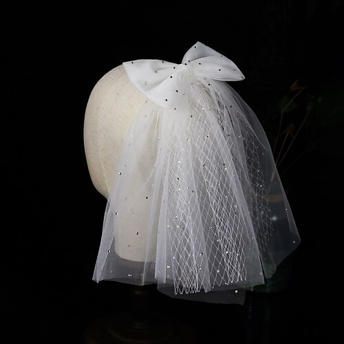 

Three-tier Cute Wedding Veil Shoulder Veils with Crystals / Rhinestones Tulle