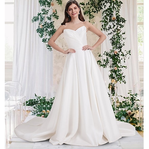 

A-Line Wedding Dresses Sweetheart Neckline Sweep / Brush Train Satin Sleeveless Simple with Pleats 2022