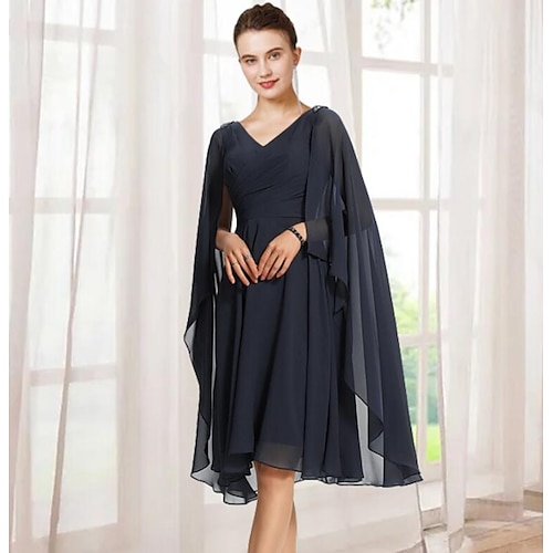 

A-Line Mother of the Bride Dress Elegant V Neck Knee Length Chiffon Sleeveless with Beading Ruching 2022