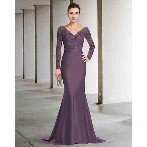 

Mermaid / Trumpet Mother of the Bride Dress Elegant V Neck Sweep / Brush Train Chiffon Lace Long Sleeve with Appliques 2022