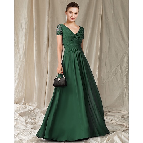 

A-Line Mother of the Bride Dress Elegant V Neck Floor Length Chiffon Lace Short Sleeve with Pleats Ruched Appliques 2022