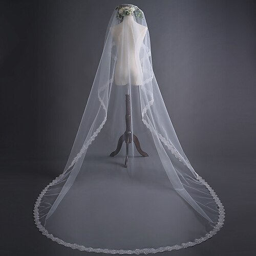 

One-tier Classic Style / Flower Style Wedding Veil Chapel Veils with Embroidery 118.11 in (300cm) Tulle