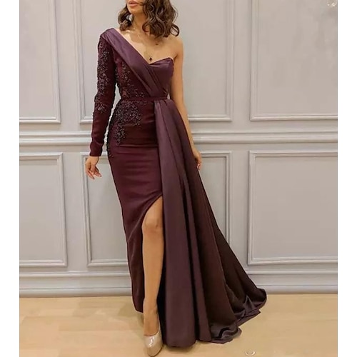 

Sheath / Column Mother of the Bride Dress Elegant Sexy One Shoulder Sweep / Brush Train Satin Lace Long Sleeve with Appliques Split Front 2022