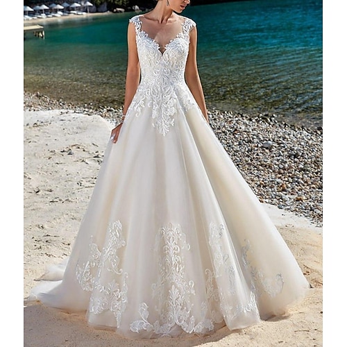 

A-Line Wedding Dresses V Neck Court Train Lace Tulle Sleeveless Country Romantic Luxurious with Appliques 2022