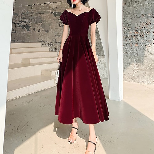 

A-Line Cocktail Dresses Minimalist Dress Homecoming Tea Length Short Sleeve Sweetheart Neckline Velvet with Pleats Pure Color 2022 / Cocktail Party