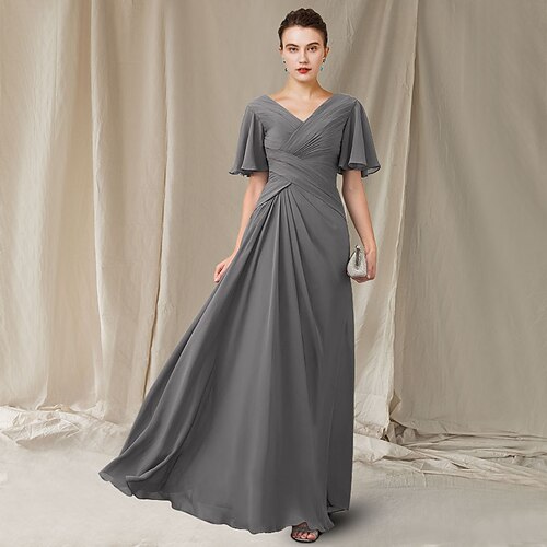 

A-Line Mother of the Bride Dress Elegant V Neck Floor Length Chiffon Short Sleeve with Ruched 2022