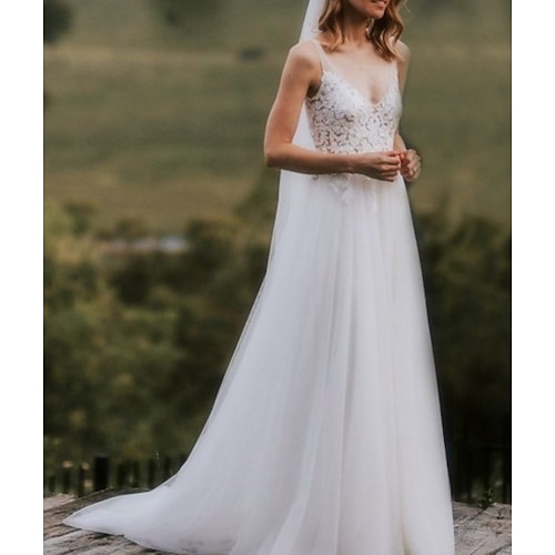 

A-Line Wedding Dresses V Neck Sweep / Brush Train Lace Tulle Sleeveless Country Beach Sexy with Appliques 2022