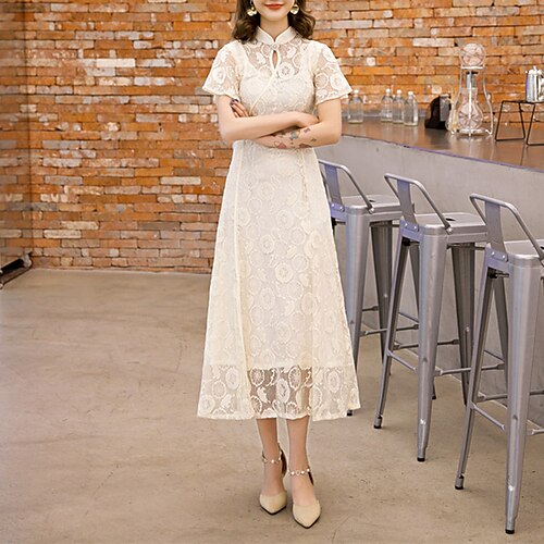 

Sheath / Column Mother of the Bride Dress Vintage Elegant High Neck Tea Length Lace Short Sleeve with Beading 2022