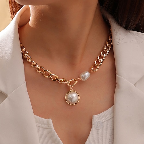 

Women's necklace Active Party Necklaces / Imitation Pearl / White / Fall / Winter / Spring