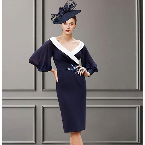 

Sheath / Column Mother of the Bride Dress Elegant V Neck Knee Length Chiffon Long Sleeve with Appliques Color Block 2022