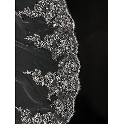 

One-tier Classic / Sweet Wedding Veil Cathedral Veils with Appliques / Paillette 118.11 in (300cm) Lace