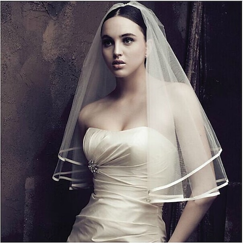 

One-tier Cute Wedding Veil Elbow Veils with Trim 59.06 in (150cm) Tulle