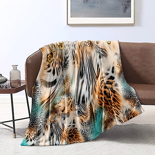 

Vintage Floral Blanket Soft Cozy Fleece Fall Throw Blanket for Bed Sofa Outdoor Lightweight Flannel Blanket for Kids Women Man Birthday Gift Bedroom Decor