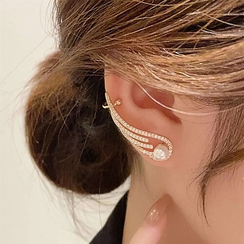 

Women's Stud Earrings Vintage Style Angel Wings Personalized Stylish Artistic Simple Modern Earrings Jewelry Gold For Christmas Wedding Gift Daily Prom 1pc