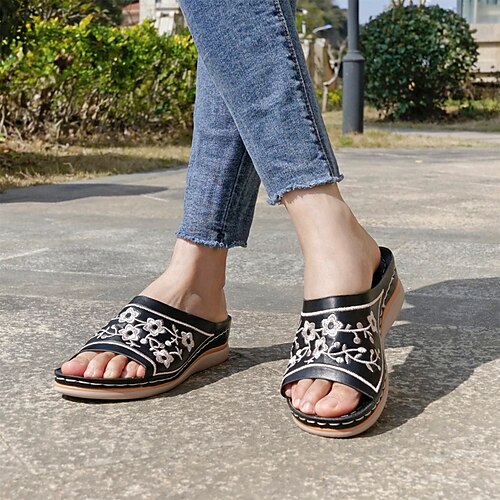 

Women's Slippers Outdoor Slippers Daily Summer Flower Wedge Heel Round Toe Walking Shoes PU Leather Loafer Embroidered Black Gold Beige