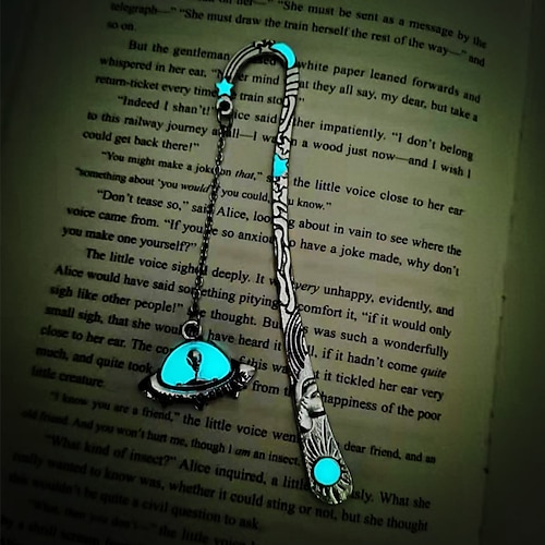 

Metal Bookmark Flower Feather Animal Creative Delicate Page Markers Metal Pendant Funny Antique Bookmark for Student Women Book Lovers 11.55 inch