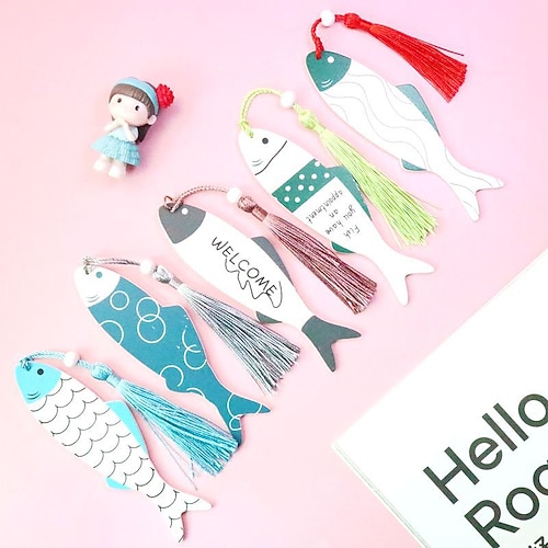 

5 pcs Wood Bookmark Geometrical Creative Delicate Page Markers Wood Retro Funny Bookmark for Student Women Gifts 30.48 cm