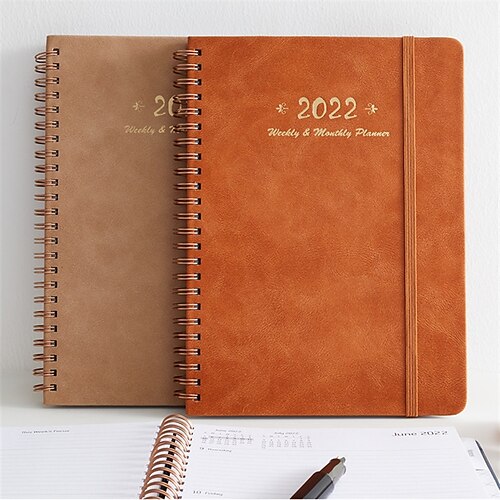 

2022 Spiral Twin-Wire Binding Daily Weekly Monthly A5 5.8×8.3 Inch Classic PU SoftCover Elastic Closure Agenda Strap Design Planner 75 Pages for School Office Business
